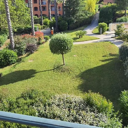 Spacious - Near The * Cavalaire-sur-Mer